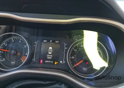 2015 Jeep Cherokee Latitude from USA, damaged, VIN 1C4PJLCB1FW636961